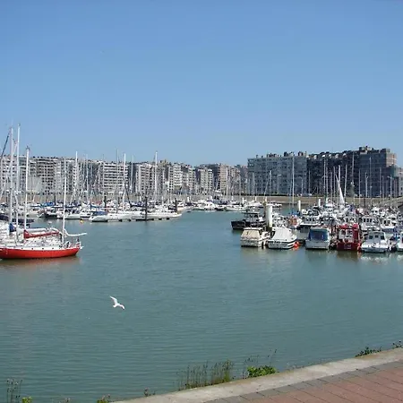 Seaview Tibo Apartamento *